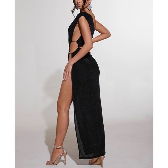 Amelia Maxi Cut Out One Shoulder Slit Thigh Dress - Picture 3 of 13